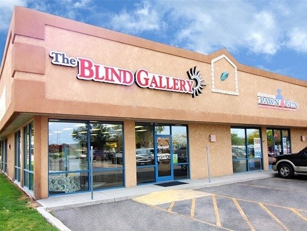 Hunter Douglas Dealer Image